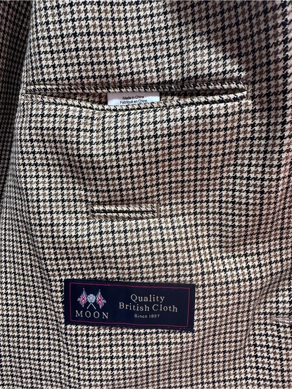 Men's Houndstooth Blazer in Beige and Black (36S)